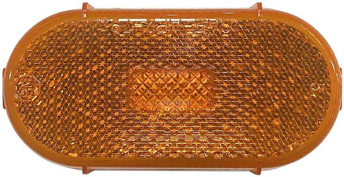 Oblong Clearance Light, Incandescent, Amber