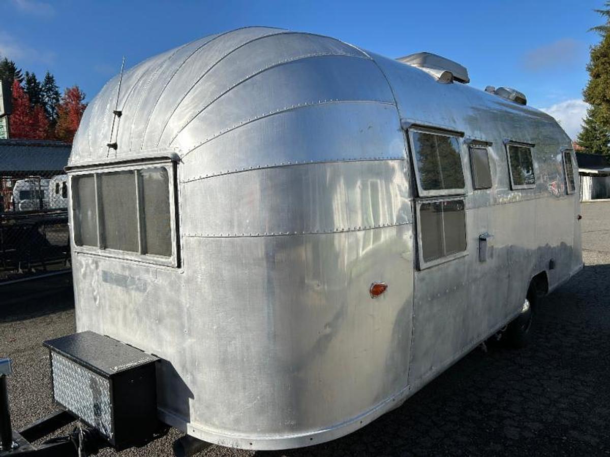 Used Used 1955 Airstream Flying Cloud 13 Panel 5522