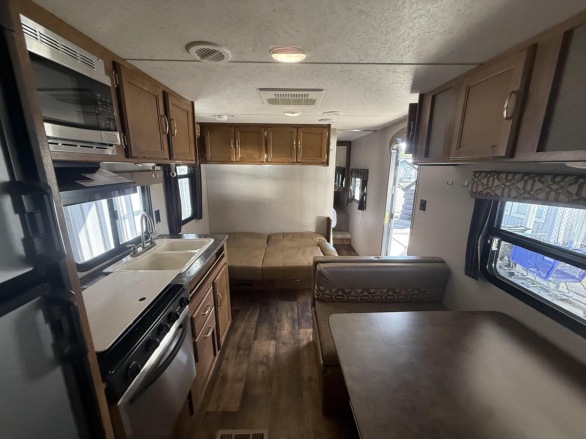 Used 2017 Keystone Springdale Eco-Lite 245RBWE