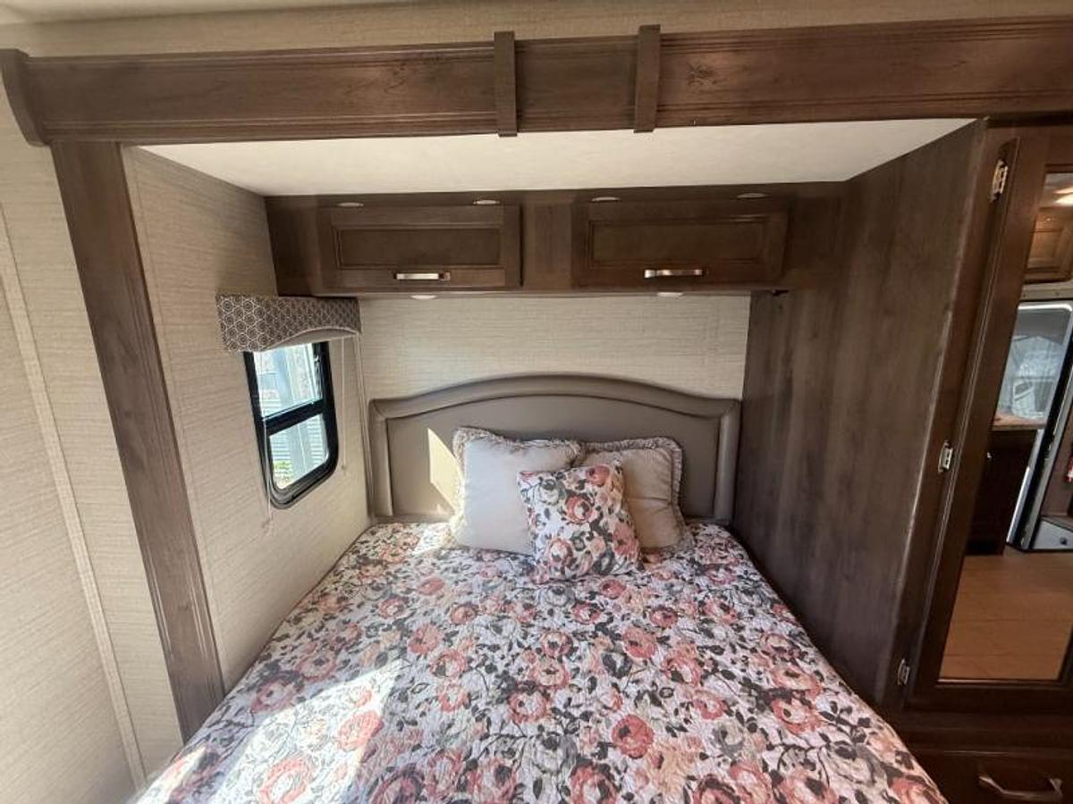 Used Used 2019 Jayco Melbourne 24L