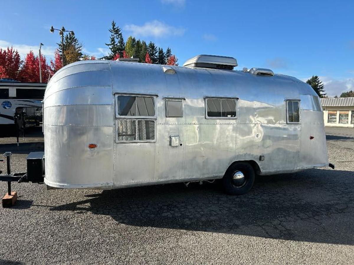 Used Used 1955 Airstream Flying Cloud 13 Panel 5522