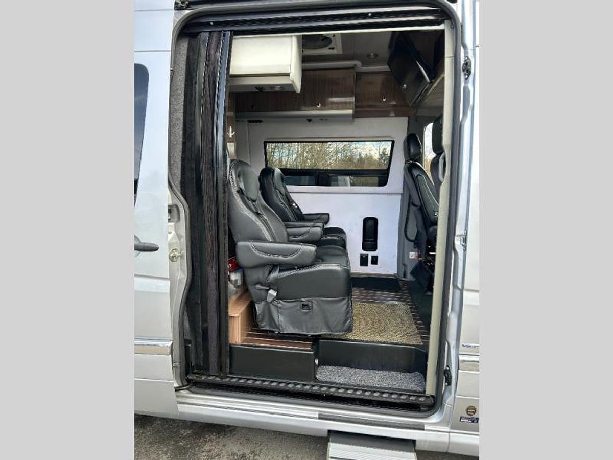 Used Used 2017 Airstream Interstate Lounge EXT Lounge EXT