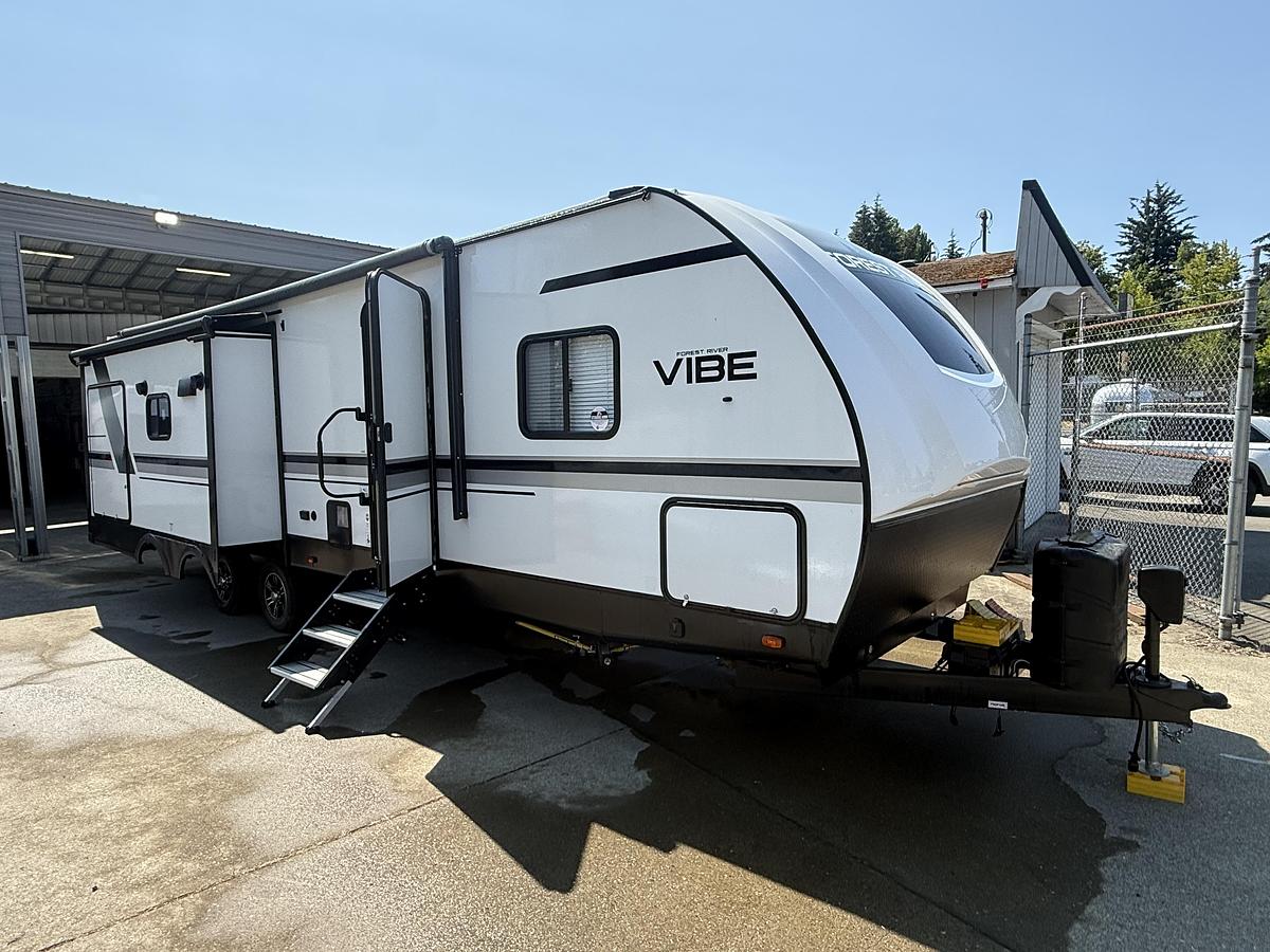 Used 2021 Forest River RV Vibe 30RL