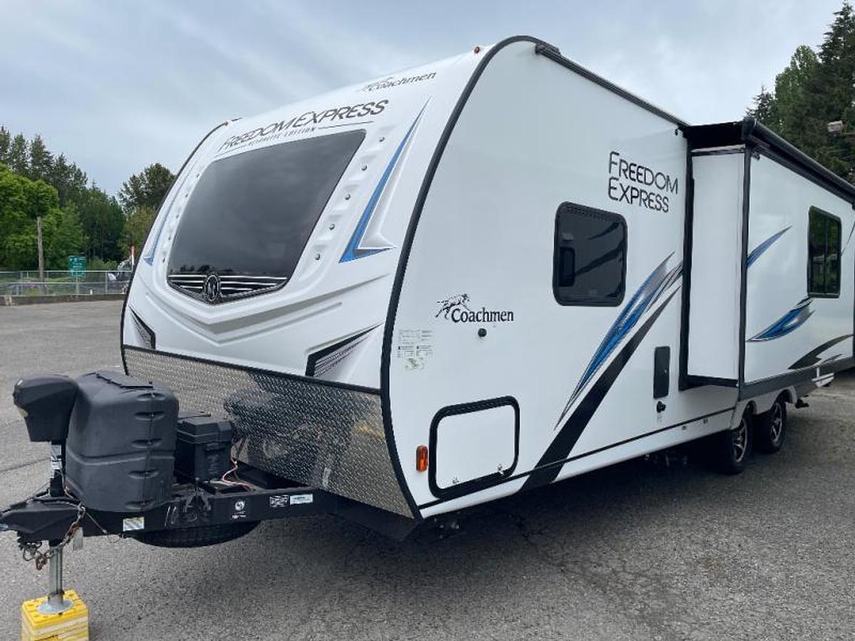 Used Used 2020 Coachmen RV Freedom Express Ultra Lite 246RKS