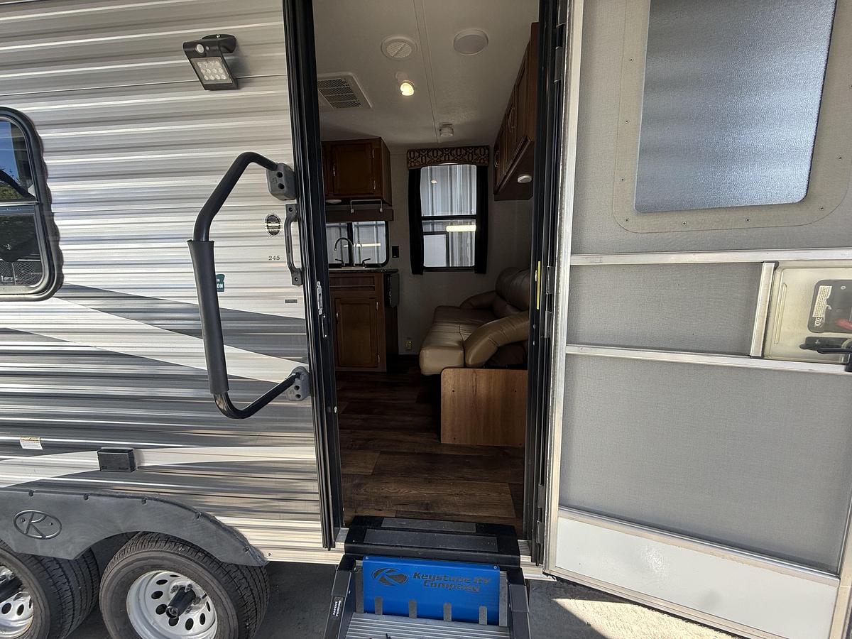 Used 2017 Keystone Springdale Eco-Lite 245RBWE