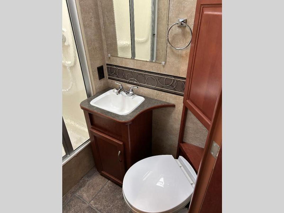 Used Used 2014 Winnebago Minnie Winnie 22R
