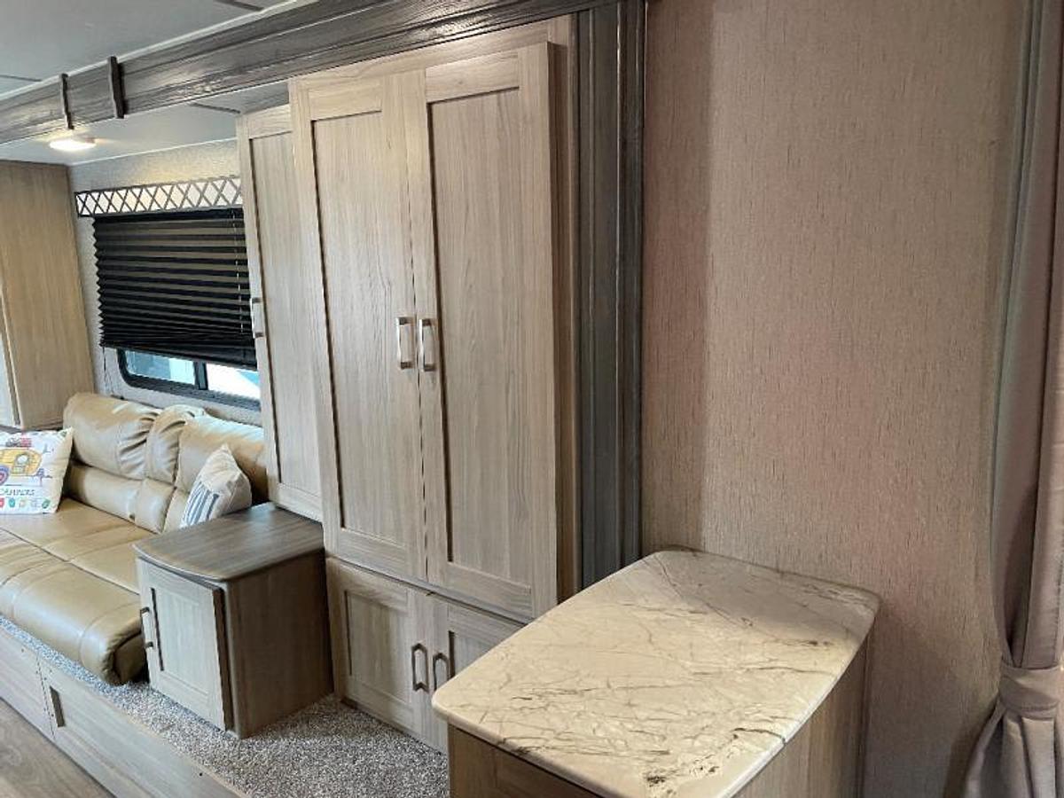 Used Used 2020 Coachmen RV Freedom Express Ultra Lite 246RKS