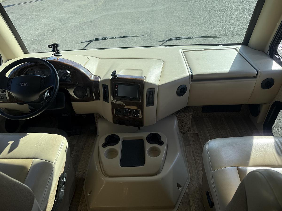 Used 2017 Thor Ace 30.1