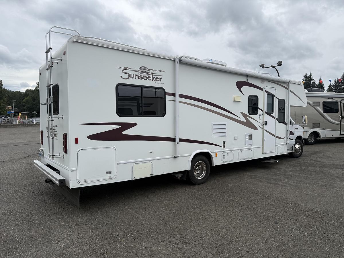 Used 2006 Forest River RV Sunseeker 3100