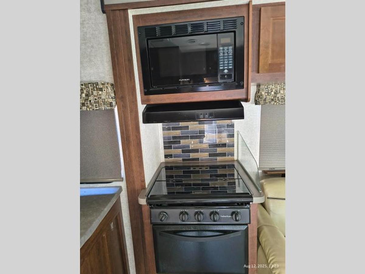Used Used 2017 Forest River RV Sunseeker 2860DS Ford
