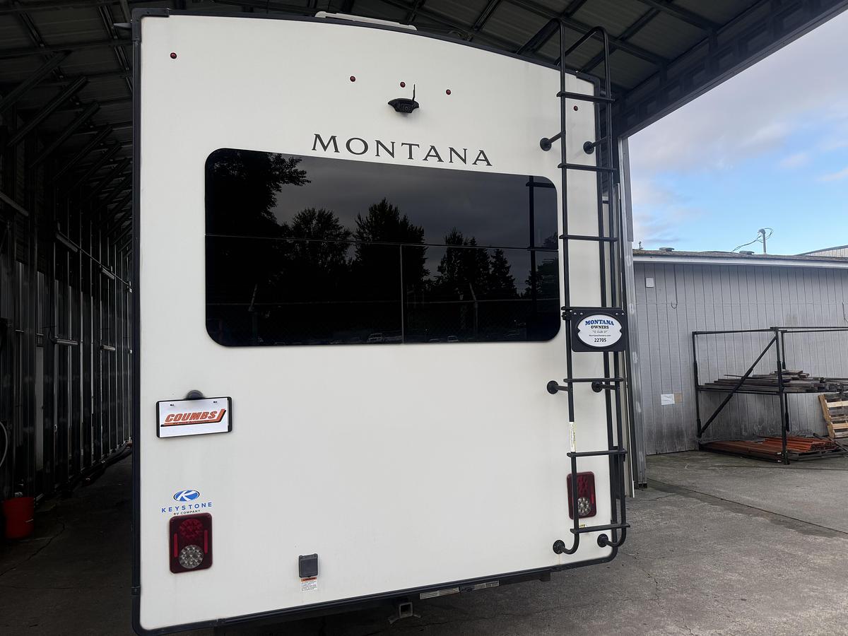 Used 2022 Keystone Montana 3781RL Fifth Wheel