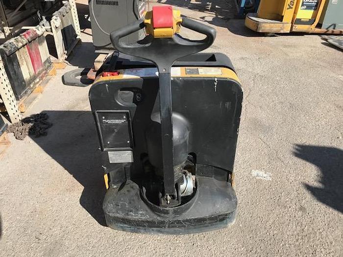 Used 2009 Yale MPB040 Pallet Jack