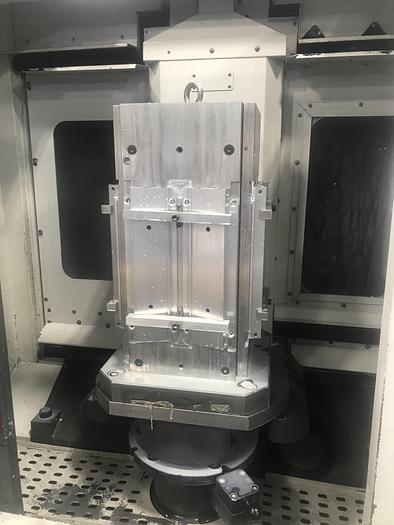 Used 2013 HAAS EC-400 4-Axis CNC Horizontal Machining Center