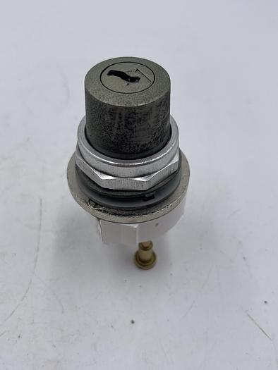 Used Allen-Bradley 800T-J2 Ser T