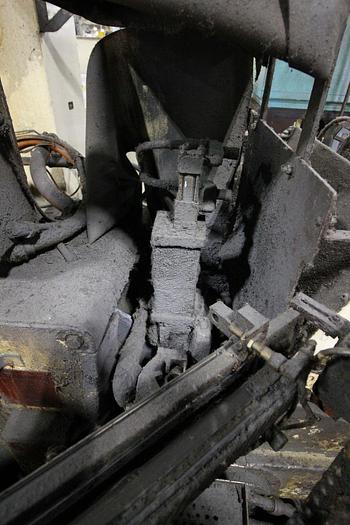 Used CINCINNATI MILACRON 220-8 CENTERLESS GRINDER