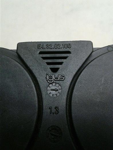 igus E4.32.01 (8 pieces) E4.32.02.100 (8 pieces) Chain