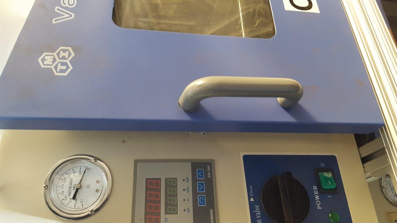 Used MTI Vacuum Oven