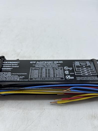 Used OSRAM QTP 4x32T8/UNV ISN-SC