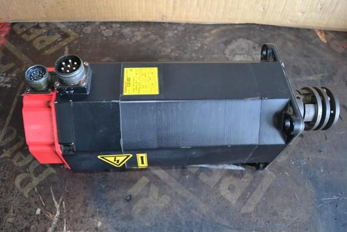 Used FANUC SERVOMOTOR A06B-572-B077