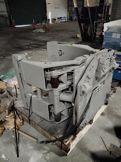 Used CASCADE 90-RCS-SP 60" DIAMETER SWING FRAME CLAMP W/SPECIAL CYLINDERS