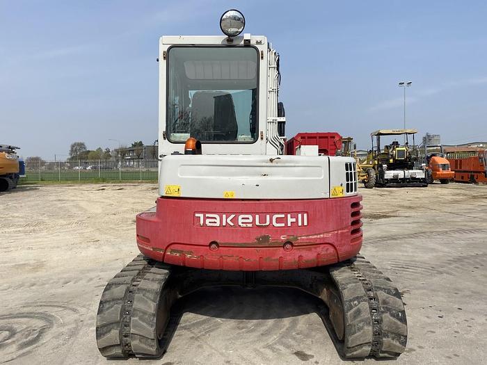 Usato 2011 TAKEUCHI TB180 FR