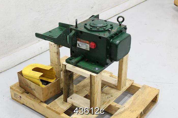 Used Lightnin 7001 Side Mount Agitator Power End 20.8/1 Ratio #43612