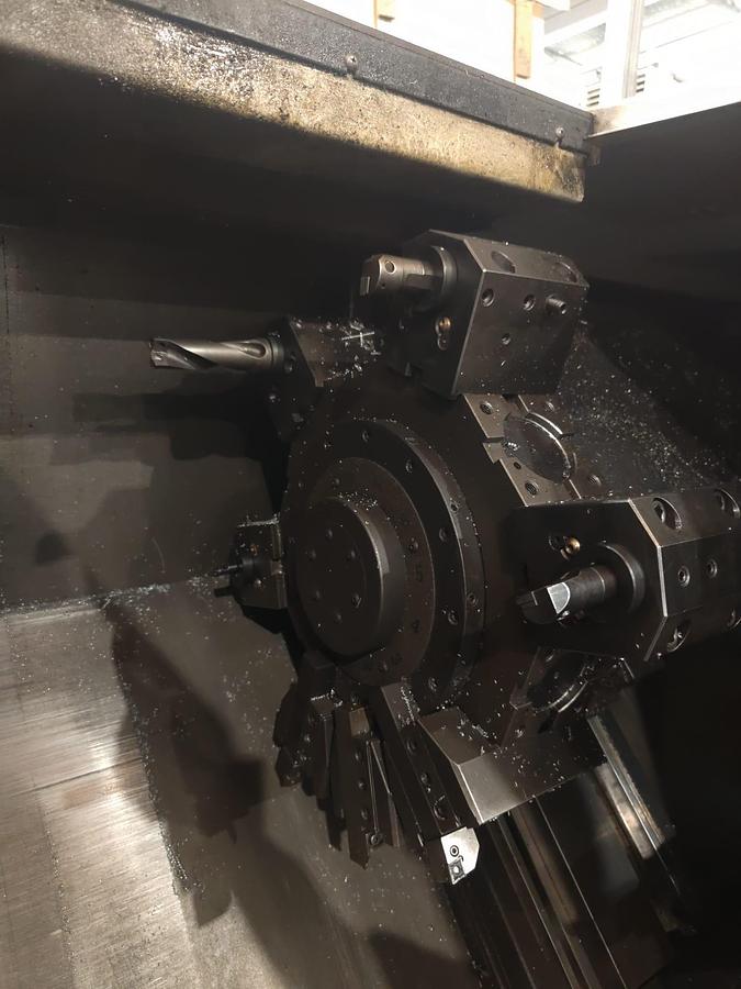 Used 2017 SAMSUNG SL 2500M LATHE