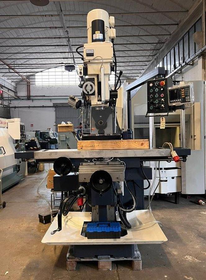 NEW TURRET MILL WITH HIGH-SPEED VERTICAL AND HORIZONTAL HEAD MODEL 250L