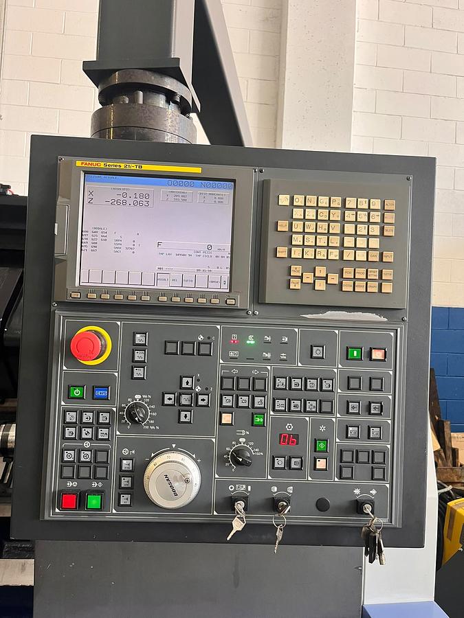 Used 2007 DOOSAN PUMA 400B LATHE
