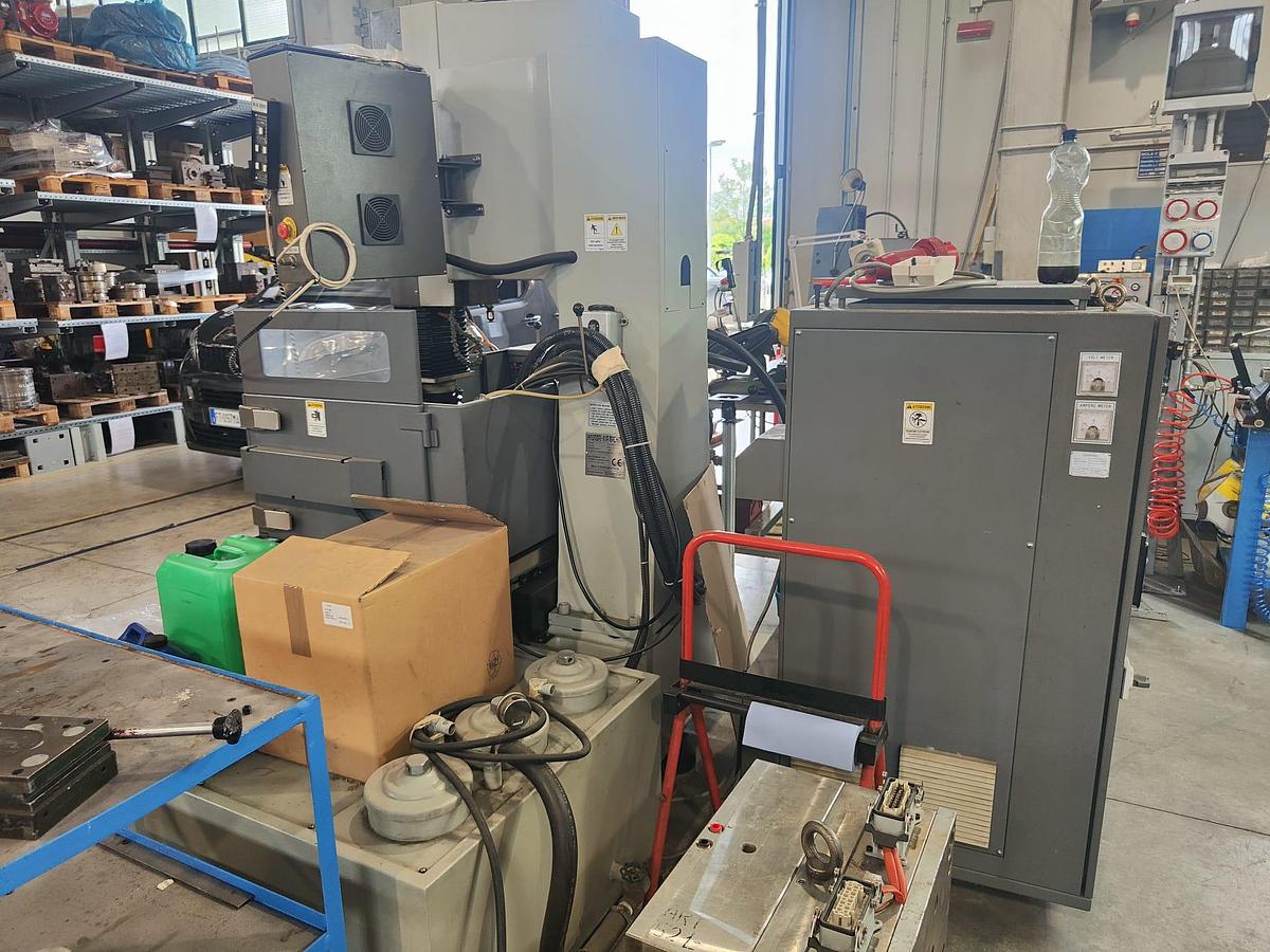 D'occasion battery manufacturer