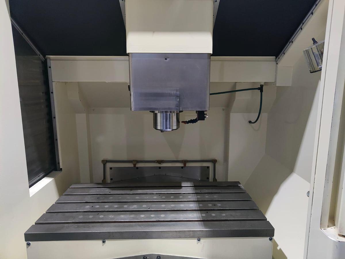 Used 2005 GENTIGER MACHINERY GT-105V GANTRY MACHINING CENTER