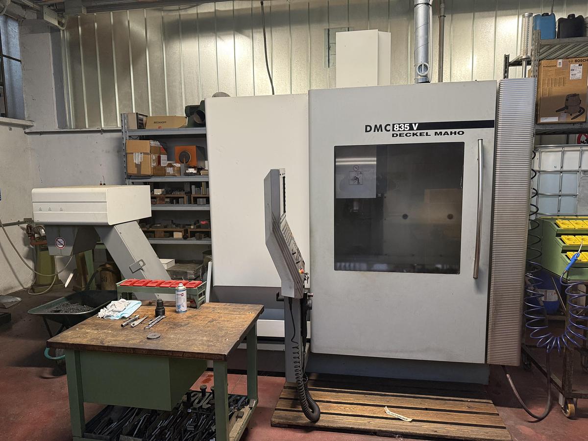 Used 2019 DECKEL MAHO DMC 835 V Vertical CNC Machining Center - HEIDENHAIN TNC 530 