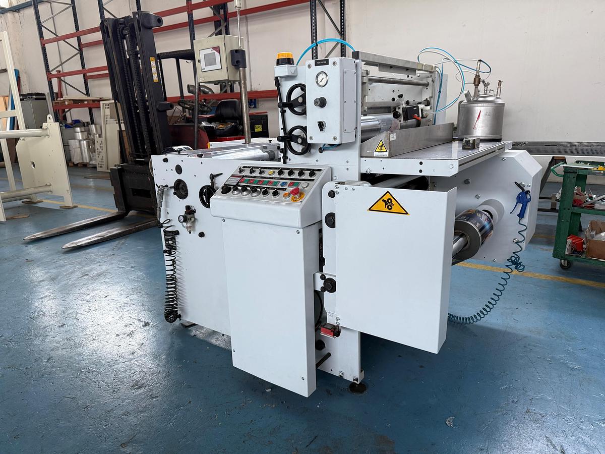 Used 2004 DCM Sleeve 3 Label Sleeve Seaming Machine