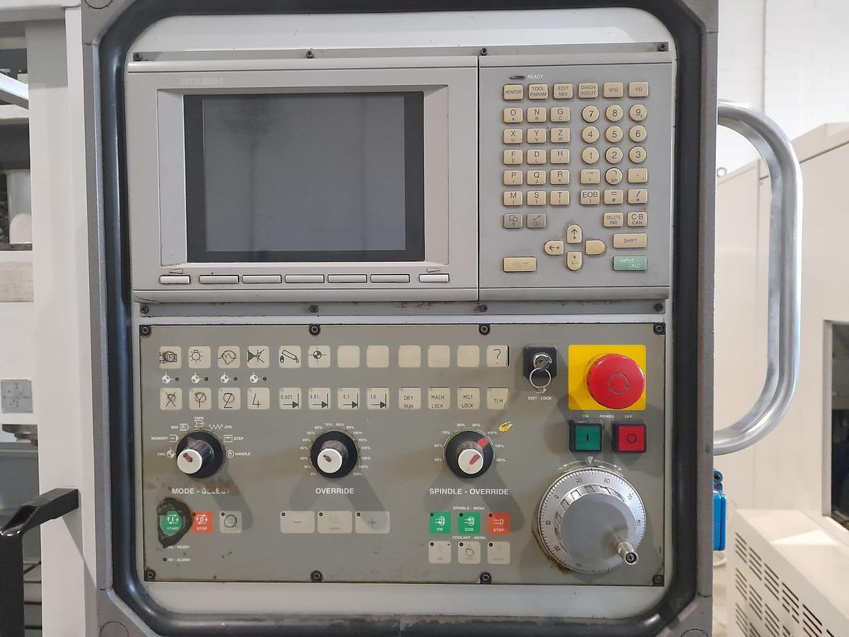 D'occasion Centre d'usinage vertical O.M.Z. mod.N T12