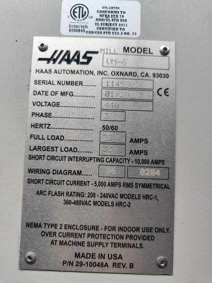 D'occasion Centre d'usinage HAAS VM6 2018