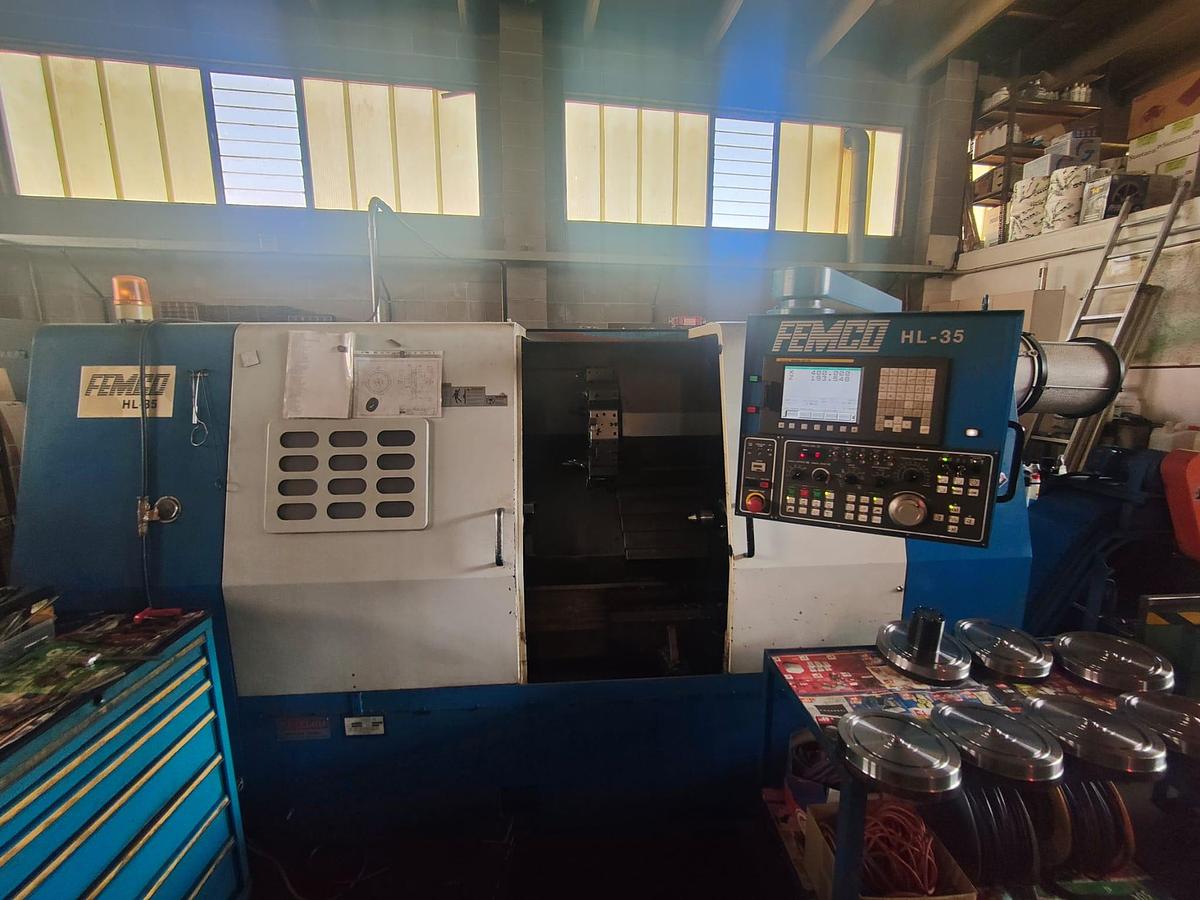 D'occasion Tour FEMCO HL35 de 2005