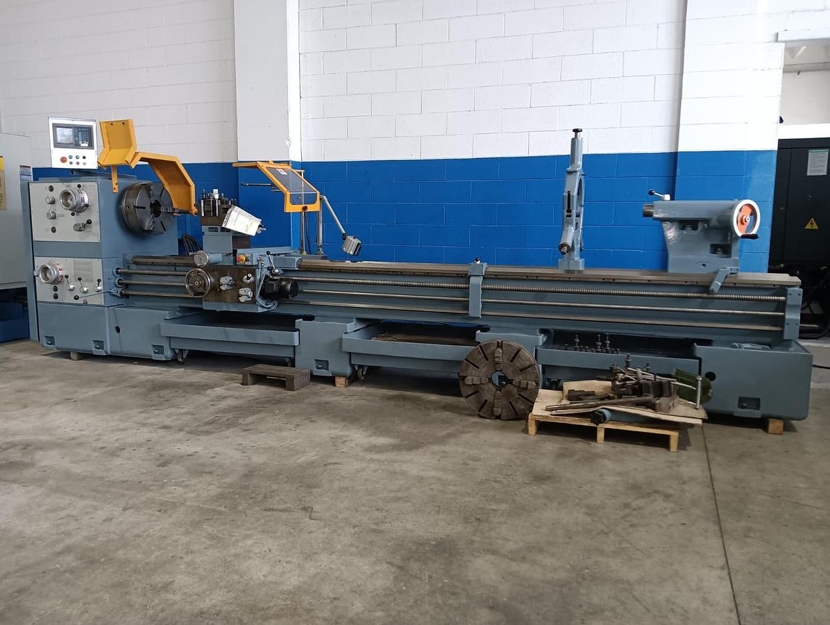 Used CLOVIS MERLI PARALLEL LATHE