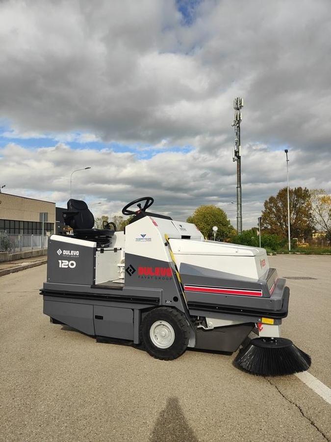 Used INDUSTRIAL FLOOR SCRUBBER DULEVO 120 EH ELECTRIC