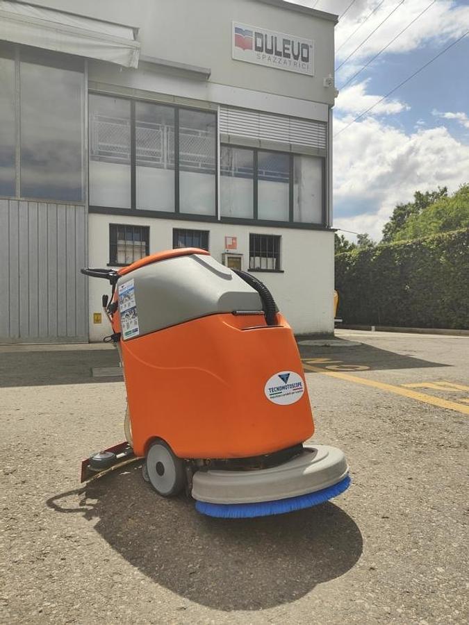 Refurbished 2022 FLOOR CLEANER REVAMPED I20 B NEW