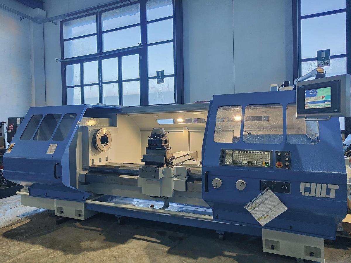 TOUR CMT 2002 mod.URSUS TCH 800