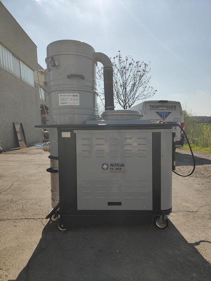 Usado ASPIRADOR INDUSTRIAL REVISADO NILFISK CFM IV 055 L