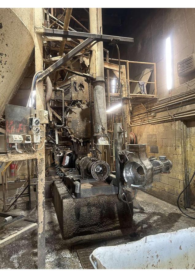 Used Complete dry petfood manufacturing plant