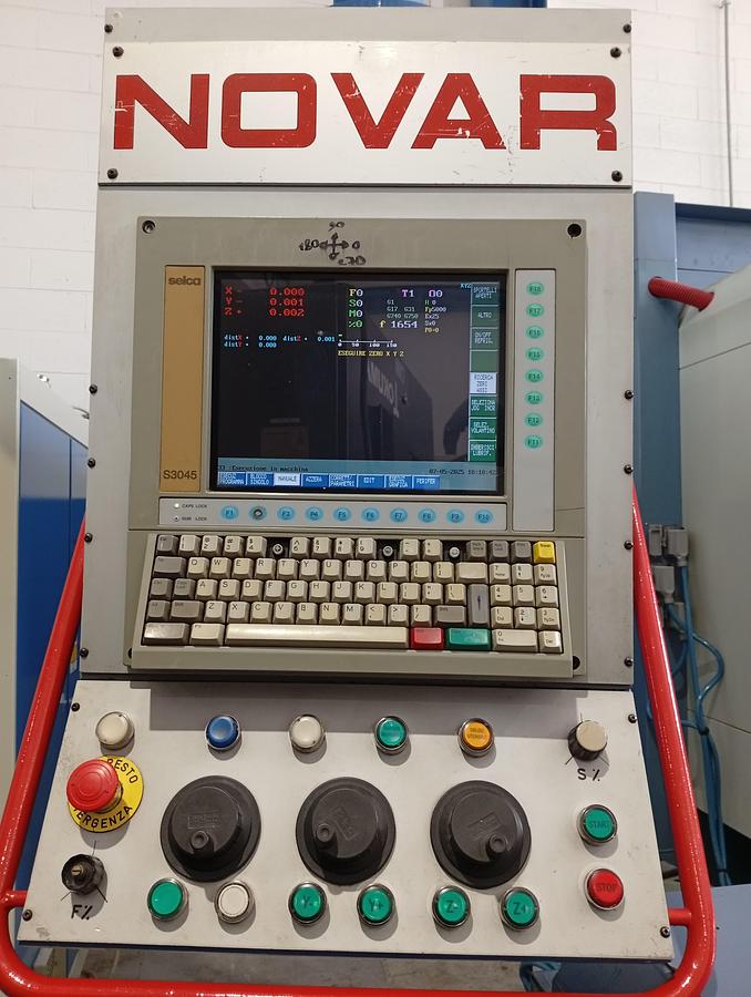 D'occasion Fraiseuse NOVAR modèle PARTNERS 1700, 1996