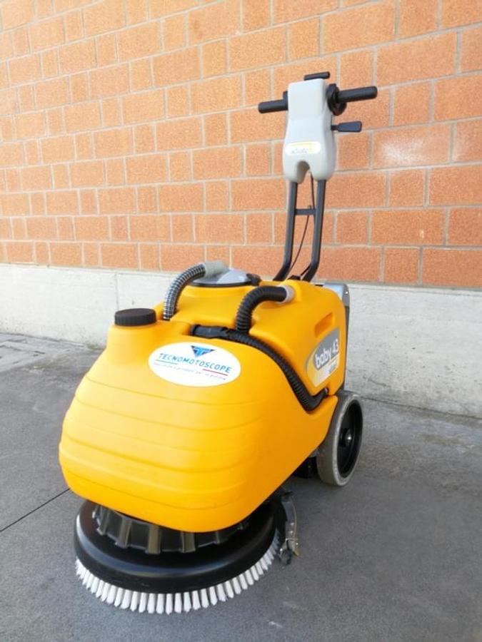 Refurbished 2019 FLOOR CLEANER-WASHER REVISED BABY 43 LITHIUM