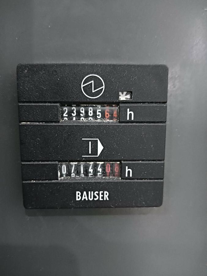 Usado CENTRO DE MECANIZADO VERTICAL DECKEL MAHO mod. DMU70 5 EJES 3+2