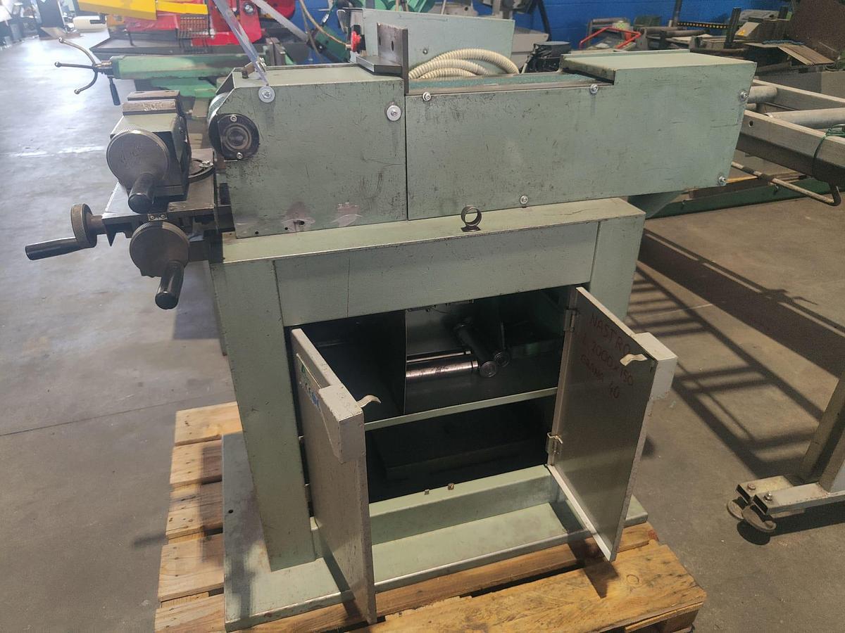 Used 1998 ACETI SMASHER? Wait. It's 'SMERIGLIATRICE' means deburring machine or deburring grinder. 'ACETI' is company or steel? The phrase: "1998 SMERIGLIATRICE ACETI mod. ART 55" Likely: "1998 ACETI deburring machine model ART 55"