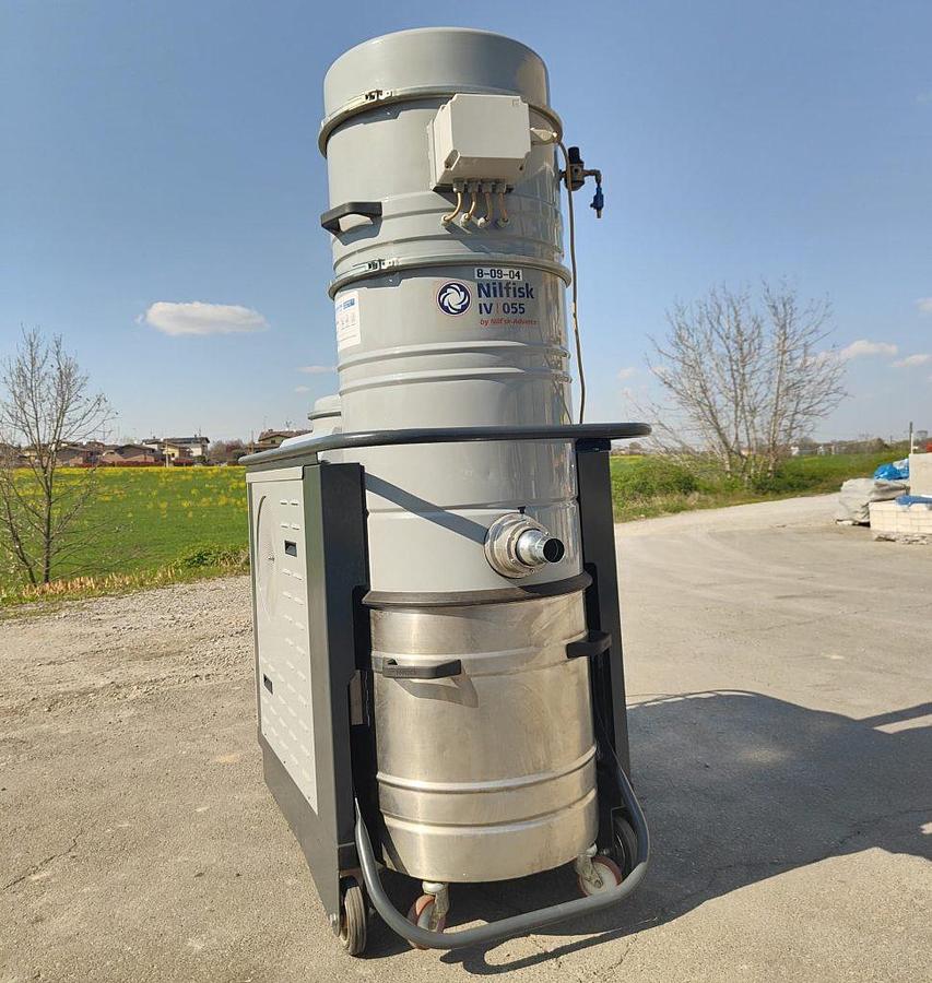 Usado ASPIRADOR INDUSTRIAL REVISADO NILFISK CFM IV 055 L