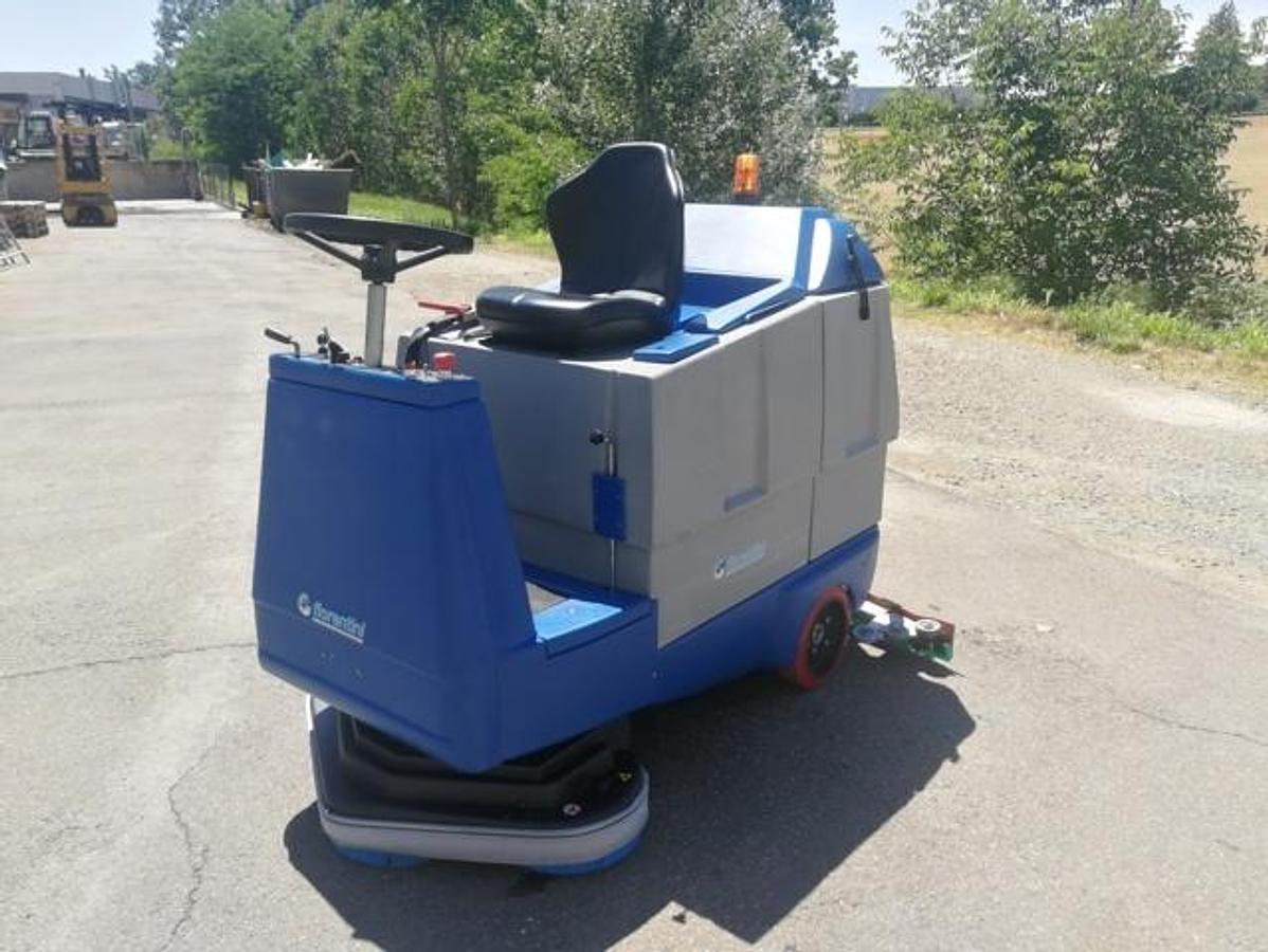 Gebraucht 2023 GLÄTTERSCHUIDERREINIGER I38 JAHR 2023