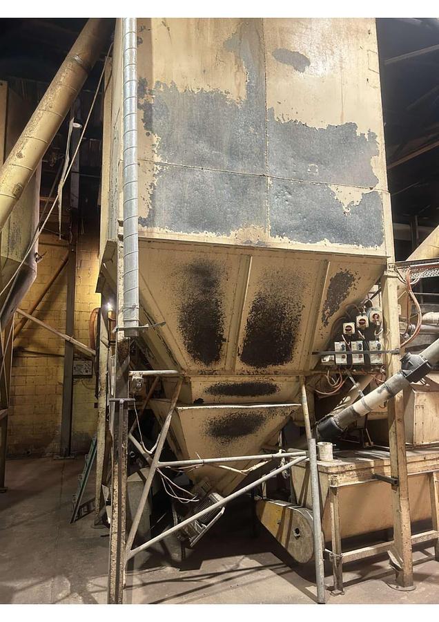 Used Complete dry petfood manufacturing plant