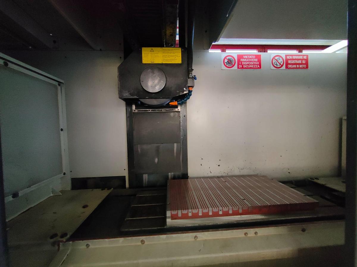 Usato 2000 HORIZONTAL GRINDING MACHINE FAVARETTO model MB75